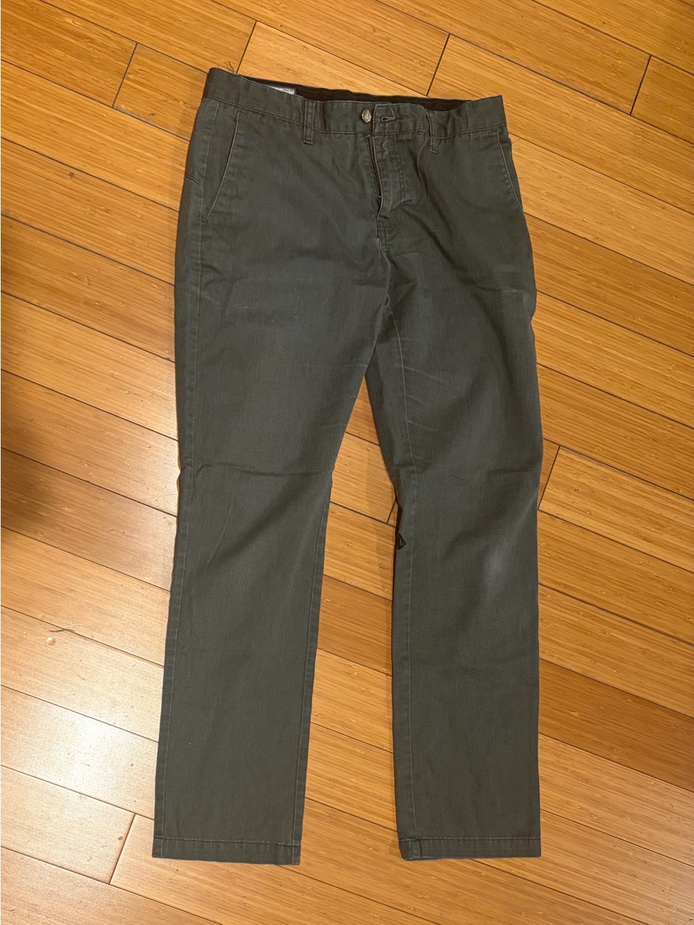 Volcom Men's Grey Straight-Leg Chinos